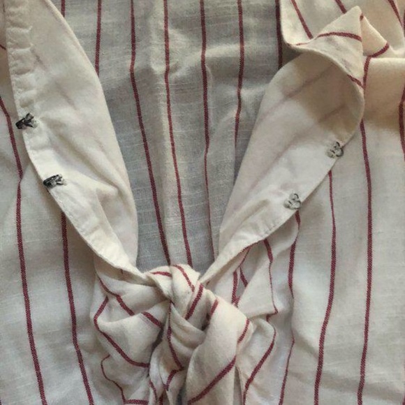 NWOT Tie Front Romper - Picture 3 of 3